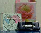 「C.D.」と「メロン」そしてなぜか「つめきり」